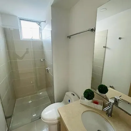 Amplio Apto A Cuadra De La Playa Y 3 Min Centro Historico Apartamento Cartagena